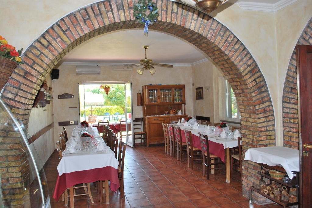 Agriturismo La Valle Di Ceri Cerveteri Exteriör bild